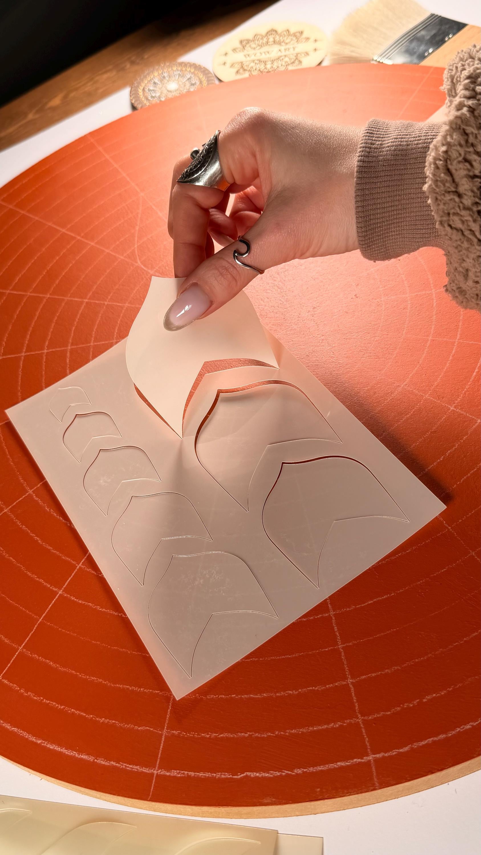 Flexibles Schablonen-Set #1: 30 Designs, 254 Formen. Wiederverwendbare Schablonen für Malerei, Mandalas & DIY, Geometrische Muster, Dot Painting Werkzeuge, Zubehör