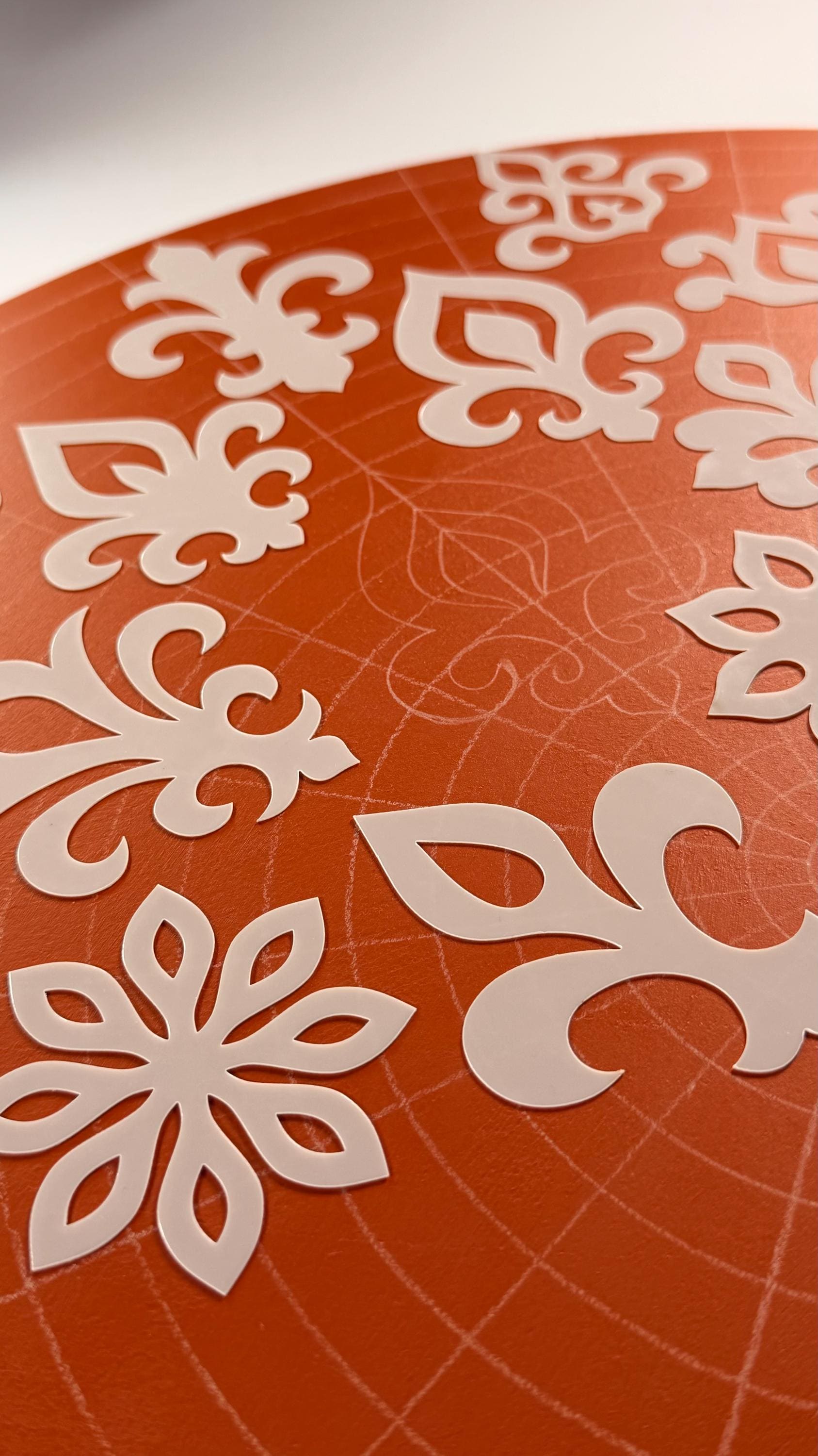 Flexibles Schablonen-Set #2: 20 aufwendige Designs in 3 Größen. Wiederverwendbare Schablonen für Mandalas, dekorative Muster, Dot Painting & DIY Kunst